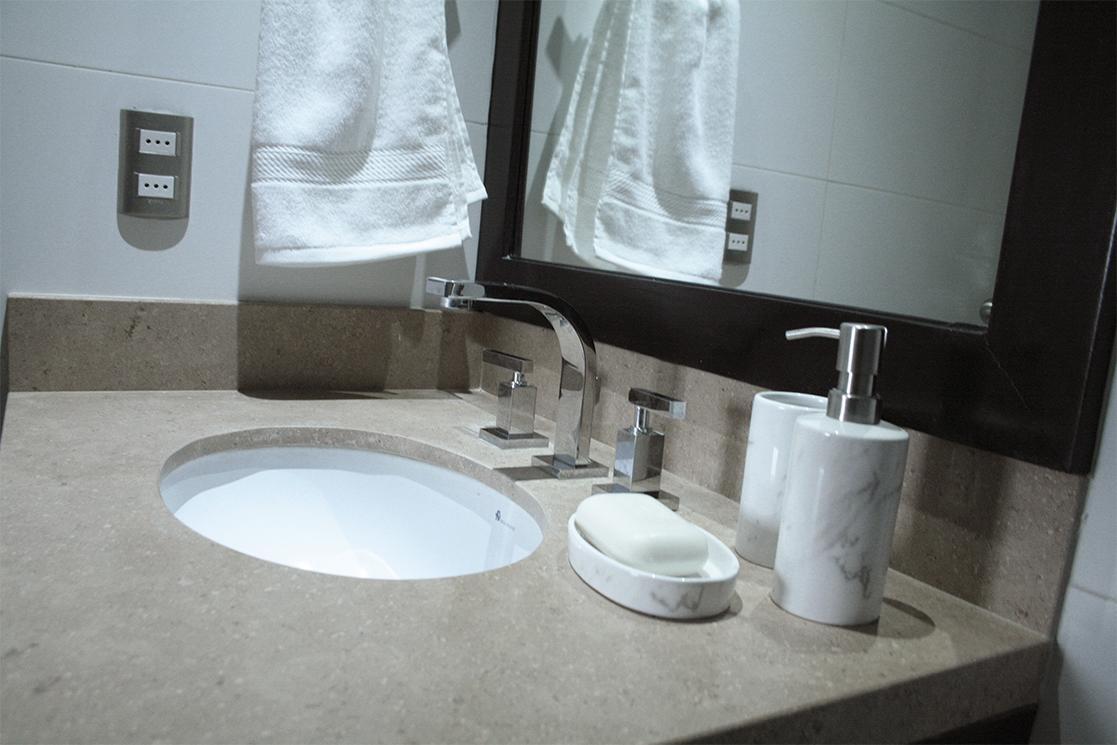 Miraflores Luxury Place Pool Gym 2Bd Лима Екстериор снимка
